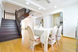 Blk 705 Hougang Avenue 2 (Hougang), HDB Executive #581972601